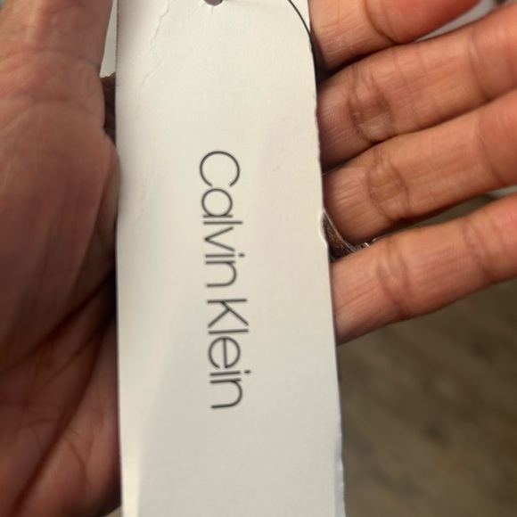 Calvin Klein White Label silky designer scarf. - Picture 2 of 6